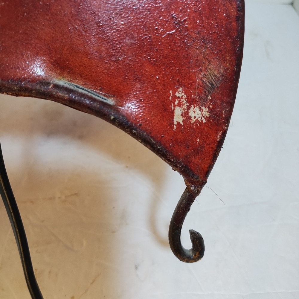 Vintage Pig Skin Table Lamp Iron Accent Light Spanish Red Leather Scroll Bedside - Picture 10 of 16